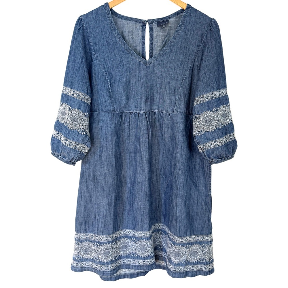 Blue Denim Dress with Lace Accents - Picture 2 of 4